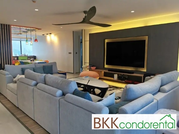 ขายคอนโด รอยัล ริเวอร์ เพลส พื้นที่ 300 ตร.ม. 4 ห้องนอน ขาย 35 ล้านบาท