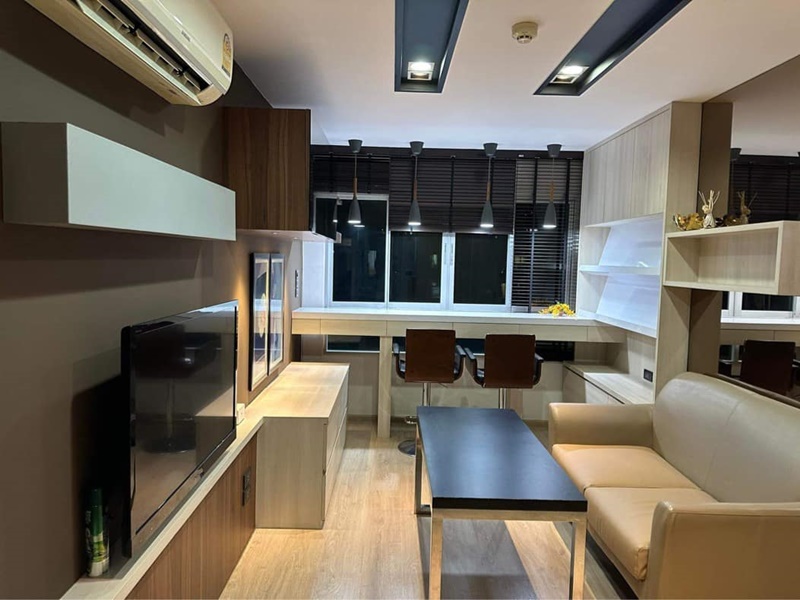 ให้เช่าคอนโด เอลลิโอ เดลเรย์ พื้นที่ 34 ตร.ม. 1 ห้องนอน เช่า 11,500 บ/ด