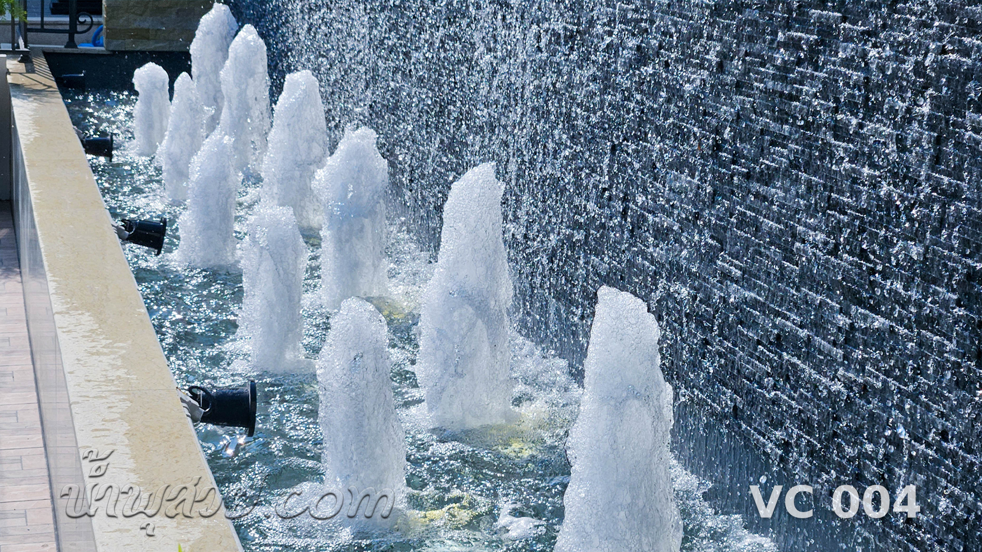 น้ำพุต้นสน คุณ วิชัย หมู่บ้านลดาวัลย์ ราชพฤกษ์-ปิ่นเกล้า