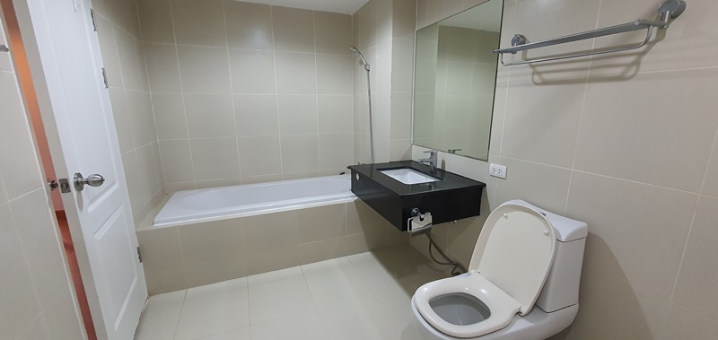 ขาย/ให้เช่าคอนโด เบลล์ แกรนด์ พระราม 9 98 ตร.ม. 3 ห้องนอน เช่า 42,000 บ/ด ขาย 15 ล.