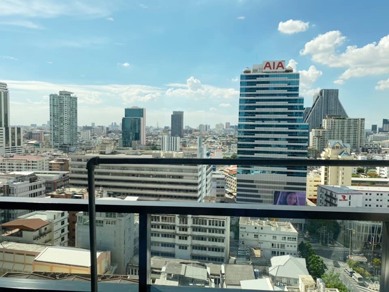 ขายคอนโด เอ็ม สีลม พื้นที่ 88.8 ตร.ม. 2 ห้องนอน ขาย 18 ล้านบาท