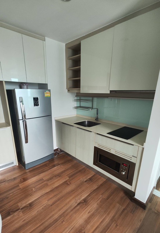 ให้เช่าคอนโด ชีวาทัย อินเตอร์เชนจ์ พื้นที่ 27 ตร.ม. 1 ห้องนอน เช่า 11,000 บ/ด