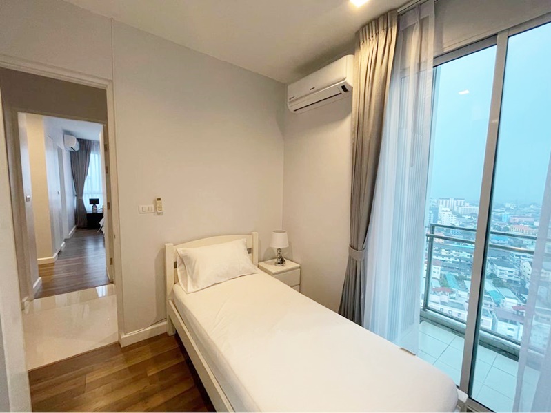 ขาย/ให้เช่า เดอะ บลูม สุขุมวิท 71 พื้นที่ 88 ตรม. 3 ห้องนอน เช่า 42,000 บ/ด ขาย 9.2 ล.