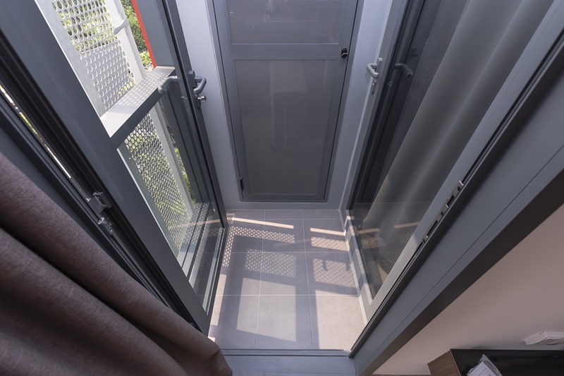 ให้เช่าคอนโด ทากะ เฮาส์ เอกมัย 12 พื้นที่ 49 ตร.ม. 2 ห้องนอน เช่า 32,000 บ/ด