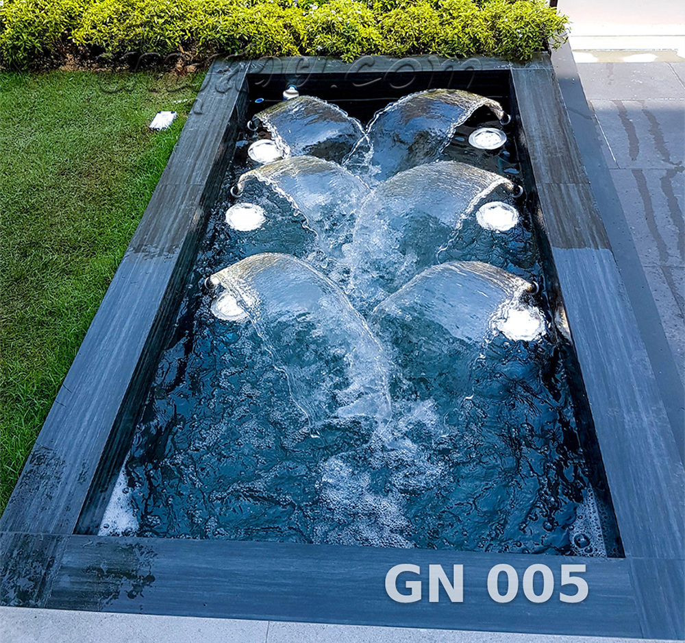 น้ำพุปากเป็ด บ่อทรงสี่เหลี่ยม คุณกอล์ฟ บ้าน นันทวัน พระราม9 - ศรีนครินทร์