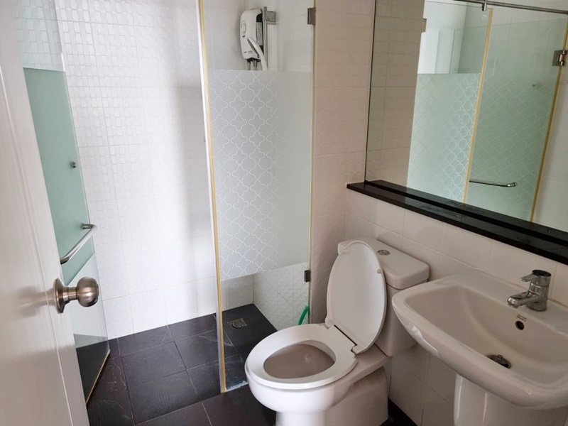 ให้เช่าคอนโด เดอะ ทรี อินเตอร์เชนจ์ พื้นที่ 58 ตร.ม. 2 ห้องนอน เช่า 25,000 บ/ด