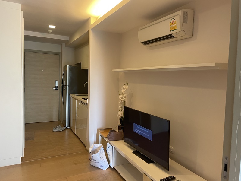 ขายคอนโด ลิฟ แอท 49 พื้นที่ 39 ตร.ม. 1 ห้องนอน ขาย 6 ล้านบาท