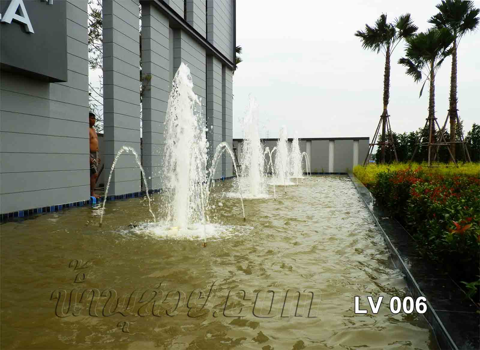 น้ำพุหน้าโครงการ LA VILLA โครงการบ้านหรู สไตล์โมเดิร์น วังน้อย อยุธยา