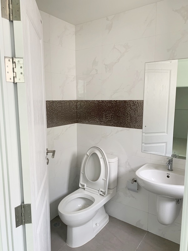 ให้เช่าทาวน์โฮม ย่านอ่อนนุช พื้นที่ 57 ตรม. 1 ห้องนอน เช่า 30,000 บ/ด