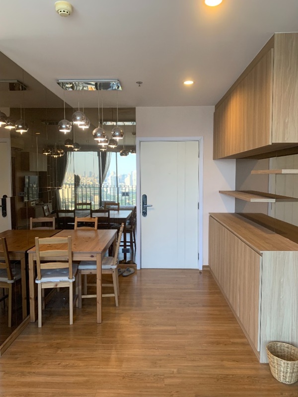 ให้เช่าคอนโด เดอะ ทรี อินเตอร์เชนจ์ พื้นที่ 58 ตร.ม. 2 ห้องนอน เช่า 25,000 บ/ด