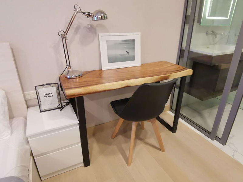 ให้เช่าคอนโด ไซมิส เอ๊กซ์คลูซีพ ควีนส์ พื้นที่ 35 ตร.ม. 1 ห้องนอน เช่า 18,000 บ/ด