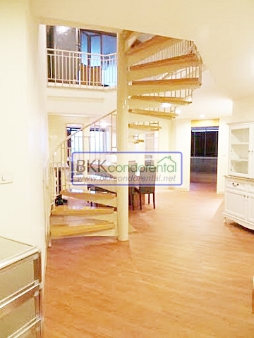 ให้เช่าคอนโด ไทปิง ทาวเวอร์ คอนโดมิเนียม ชั้น 23 พื้นที่ 235 ตรม. 4 ห้องนอน