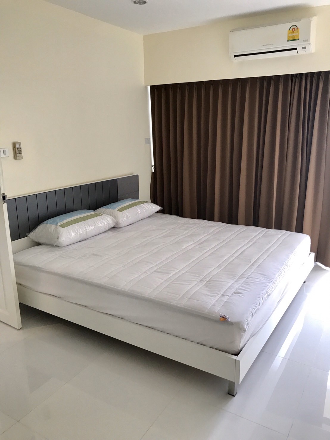 ให้เช่าคอนโด สราญใจ แมนชั่น พื้นที่ 57 ตร.ม. 1 ห้องนอน