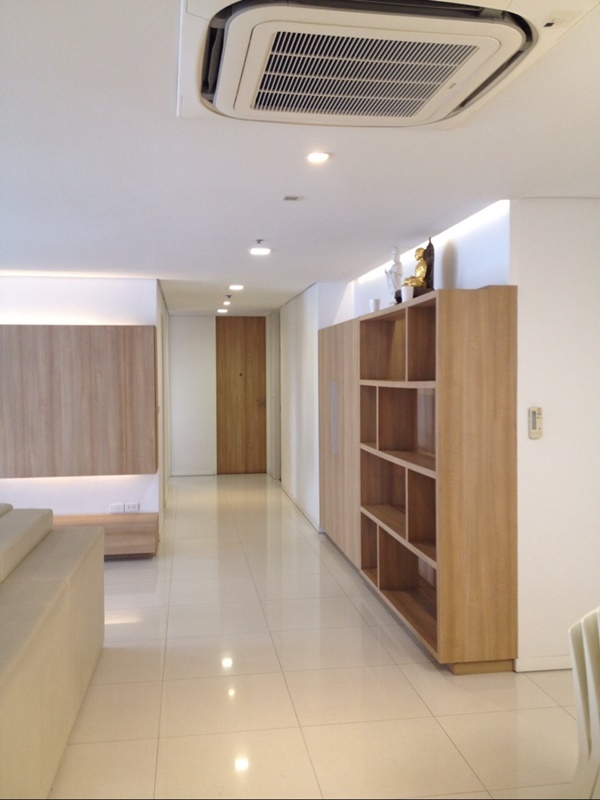 ขายคอนโด เซ็นจูรี่ ไฮท์ สุขุมวิท 23 พื้นที่ 270 ตรม. 3 ห้องนอน ขาย 30 ล้านบาท