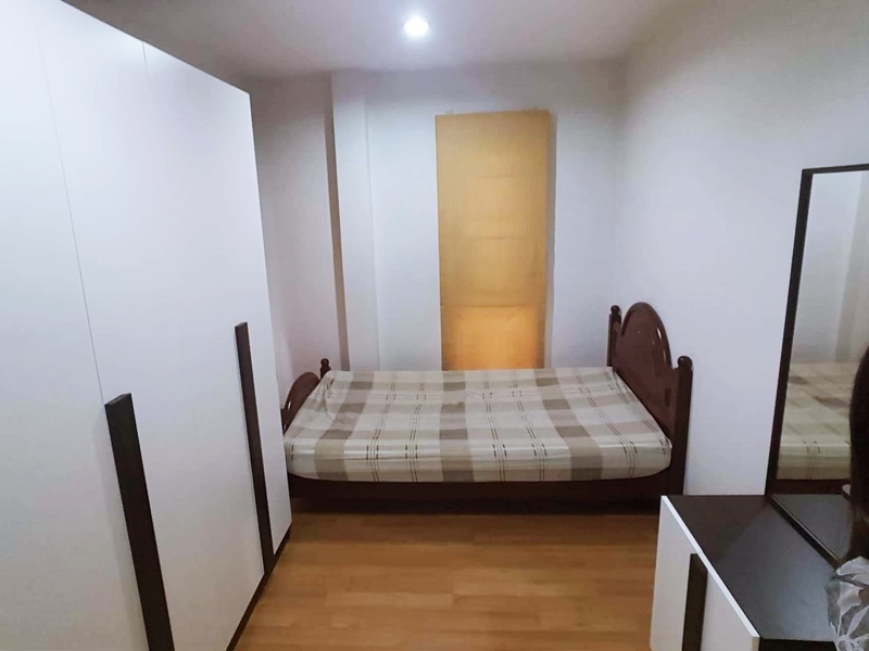 ให้เช่าบ้านเดี่ยว 2 ชั้น ย่านหทัยราษฎร์ 50 ตรว. 3 ห้องนอน เช่า 17,000 บ/ด