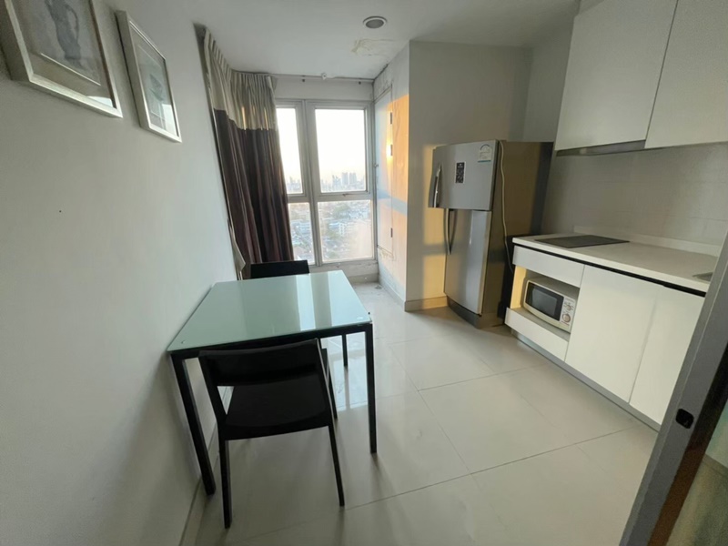 ให้เช่าคอนโด เซ็นทริค รัชดา-สุทธิสาร พื้นที่ 32 ตร.ม. 1 ห้องนอน เช่า 15,000 บ/ด