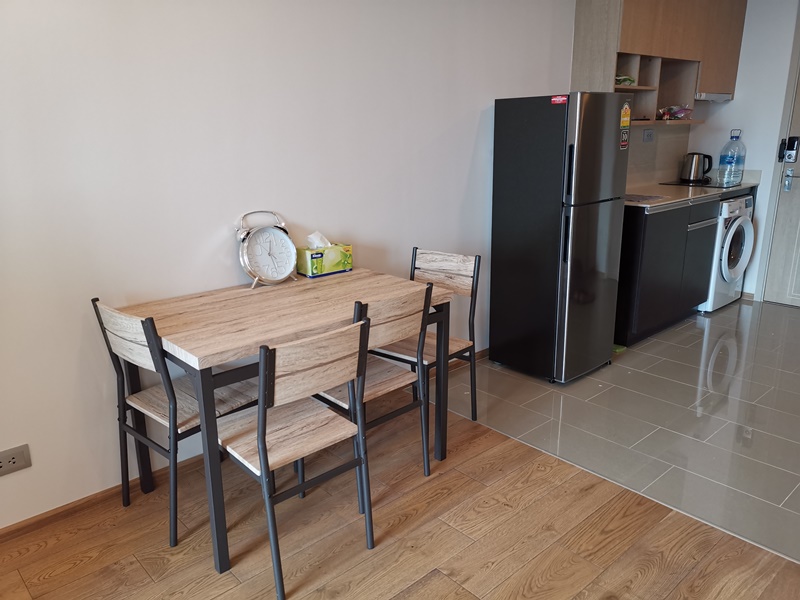 ให้เช่าคอนโด คิว ชิดลม-เพชรบุรี พื้นที่ 47 ตร.ม. 1 ห้องนอน เช่า 22,000 บ/ด