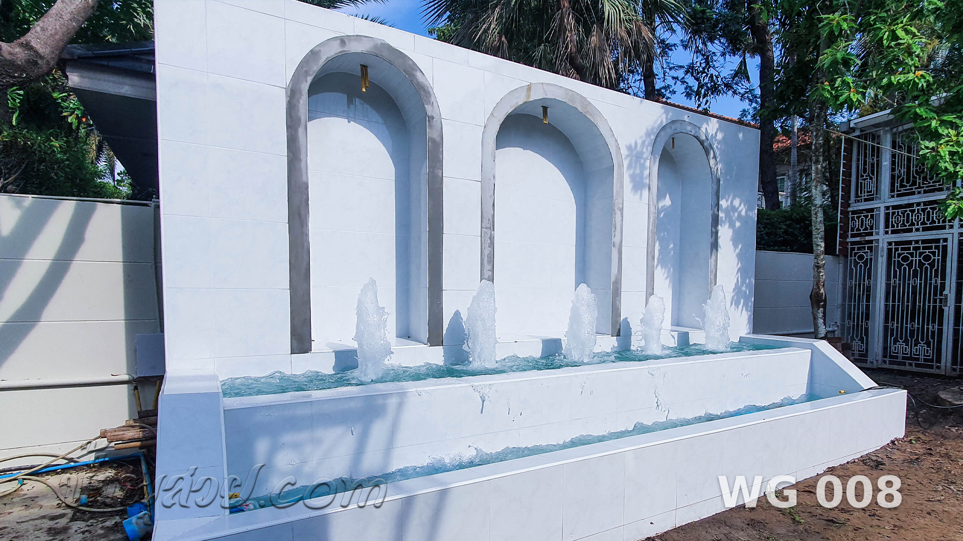 น้ำพุต้นสน บ่อน้ำล้น 2 ชั้น คุณวรรณ Grand Crystal เอกมัย-รามอินทรา