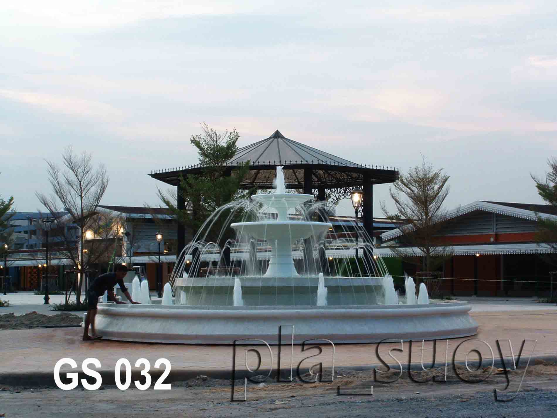 บ่อน้ำพุวงกลม พานน้ำพุ 2 ชั้น ที่สวนศรี