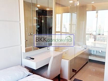 ให้เช่าคอนโด ดิ แอดเดรส อโศก ชั้น 34 พื้นที่ 36 ตรม.