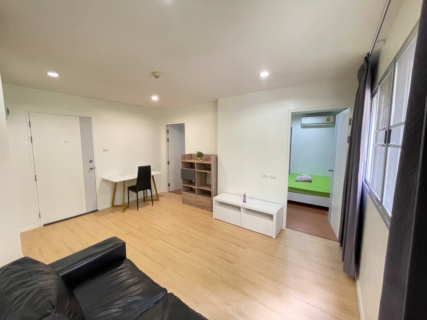 ให้เช่าคอนโด ลุมพินี คอนโดทาวน์ รามอินทรา-ลาดปลาเค้า 48 ตร.ม. 2 ห้องนอน ให้เช่า 11,000 บ/ด