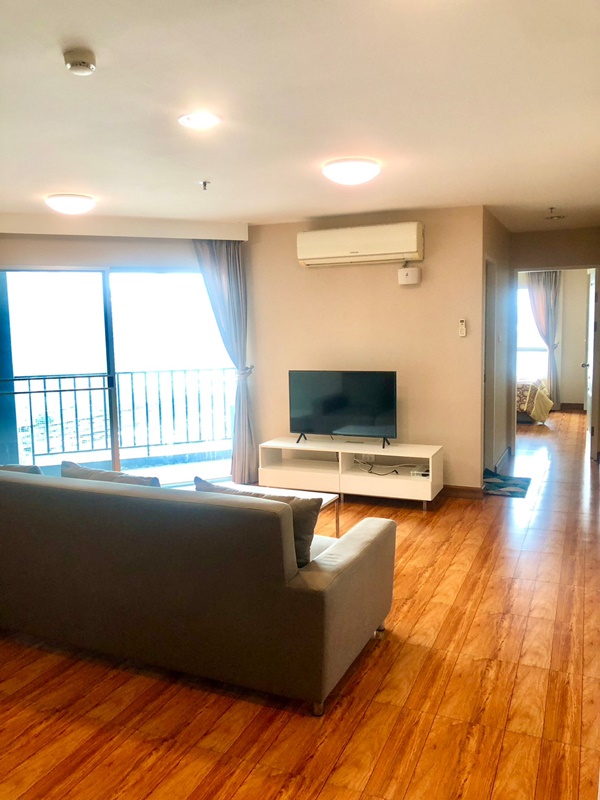 ขาย/เช่าคอนโด เบลล์ แกรนด์ พระราม 9 พื้นที่ 48 ตร.ม. 1 ห้องนอน ขาย 6.95 ล้าน เช่า 23,000 บ/ด