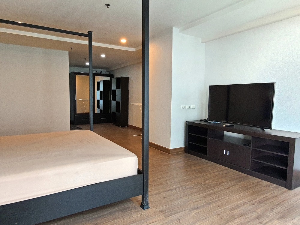 ให้เช่า เดอะ เทรนดี้ คอนโดมิเนียม 73 ตรม. 2 ห้องนอน เช่า 28,000 บาท