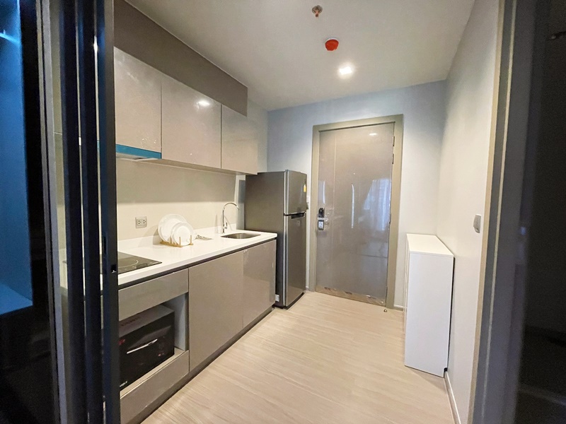 ให้เช่าคอนโด ไลฟ์ อโศก - พระราม 9 พื้นที่ 25 ตร.ม. ห้องสตูดิโอ เช่า 14,000 บ/ด