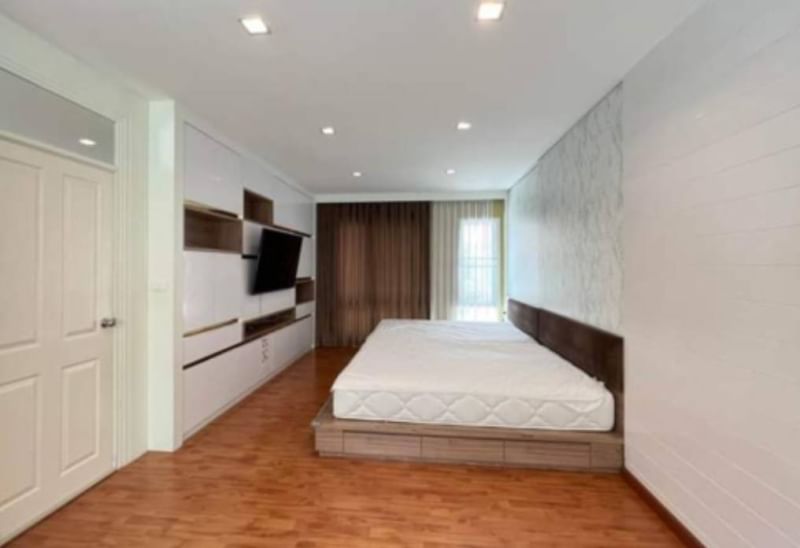 ขายบ้านเดี่ยว 2 ชั้น ย่าน บางกรวย พื้นที่ 70.8 ตร.ว. 4 ห้องนอน ขาย 12.99 ล้านบาท