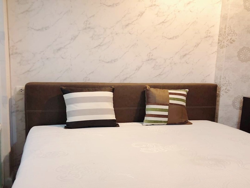 ให้เช่าคอนโด ลุมพินี เพลส พระราม 9 พื้นที่ 37 ตร.ม. 1 ห้องนอน เช่า 13,500 บ/ด