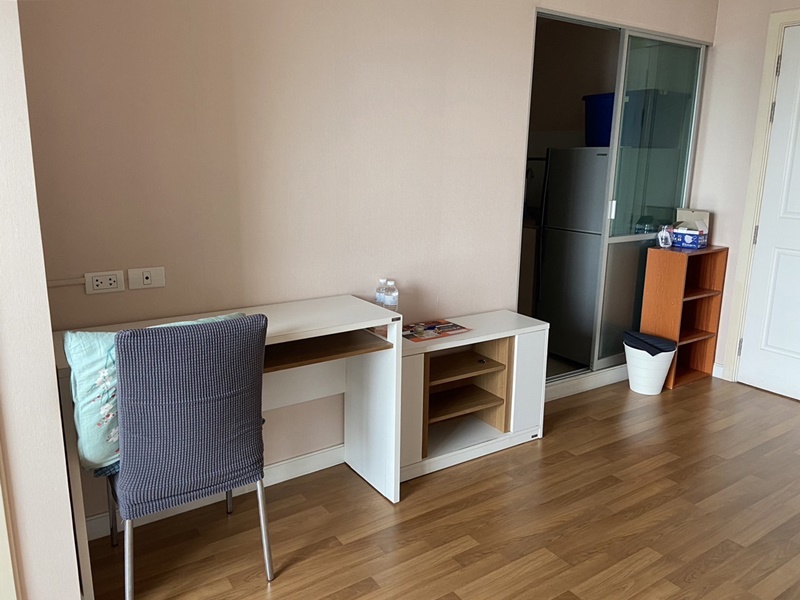 ให้เช่าคอนโด ลุมพินี พาร์ค ริเวอร์ไซด์-พระราม 3 พื้นที่ 33 ตร.ม. 1 ห้องนอน เช่า 11,000 บ/ด