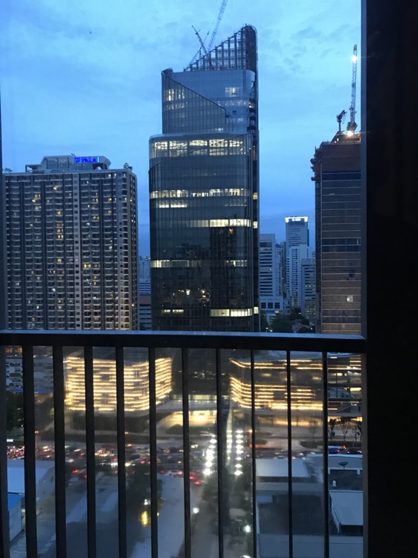 ขายคอนโดไลฟ์ อโศก พื้นที่ 25 ตร.ม. ห้องสตูดิโอ ขาย 4.25 ล้านบาท