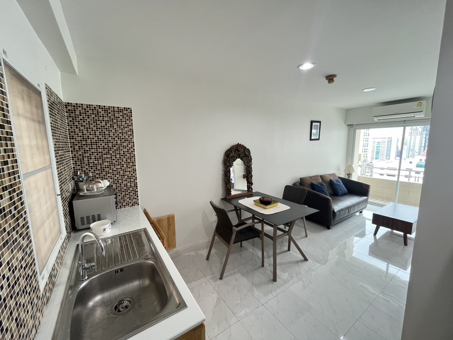 KD-M9.2 ขายคอนโด สราญใจ แมนชั่น พื้นที่ 35 ตร.ม. 1 ห้องนอน ขาย 2.75 ล้านบาท