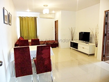 ให้เช่าคอนโด กลางกรุง รีสอร์ท พื้นที่ 72 ตรม.มีระเบียง 2 ด้าน