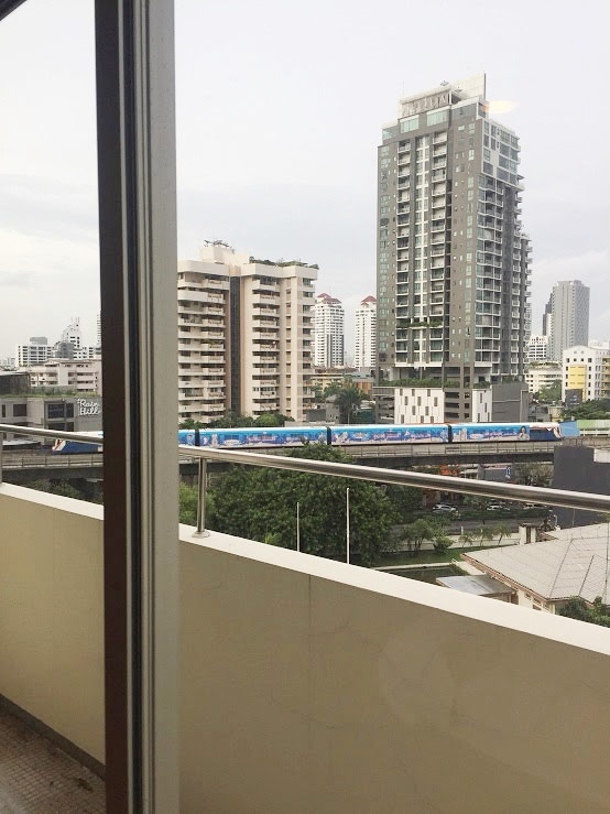 ให้เช่าคอนโด เดอะ แคปิตอล สุขุมวิท 30/1 พื้นที่ 92 ตร.ม. 1 ห้องนอน เช่า 32,000 บ/ด