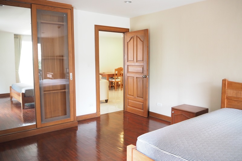 ให้เช่าคอนโด นาการะ แมนชั่น พื้นที่ 70 ตร.ม. 1 ห้องนอน เช่า 30,000 บ/ด