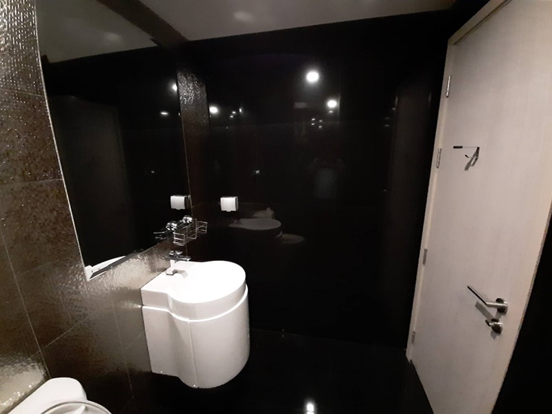 ขายคอนโด ริทึ่ม สุขุมวิท 36-38 พื้นที่ 55 ตร.ม. 2 ห้องนอน ขาย 12.1 ล้านบาท