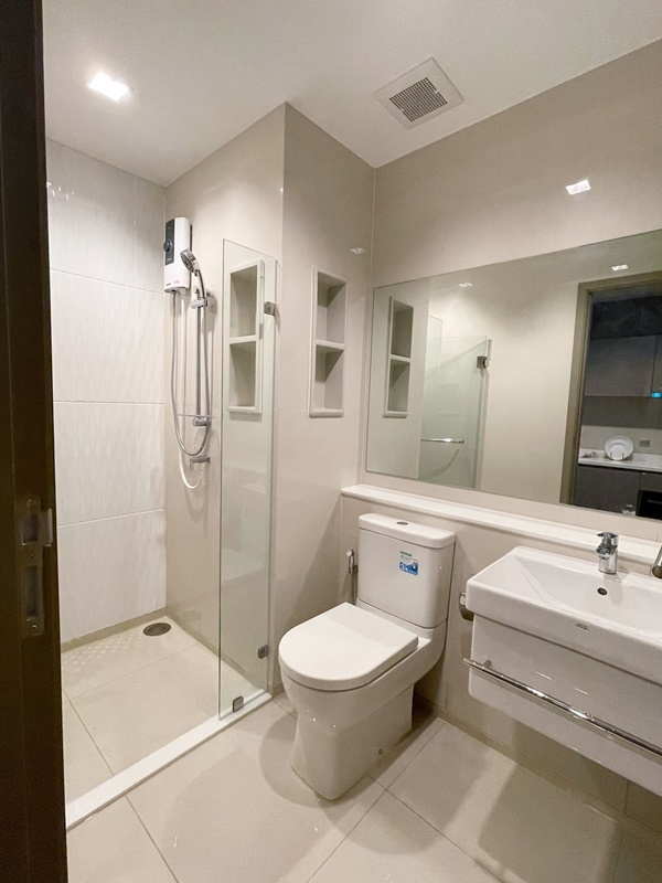 ให้เช่าคอนโด ไลฟ์ อโศก - พระราม 9 พื้นที่ 25 ตร.ม. ห้องสตูดิโอ เช่า 14,000 บ/ด