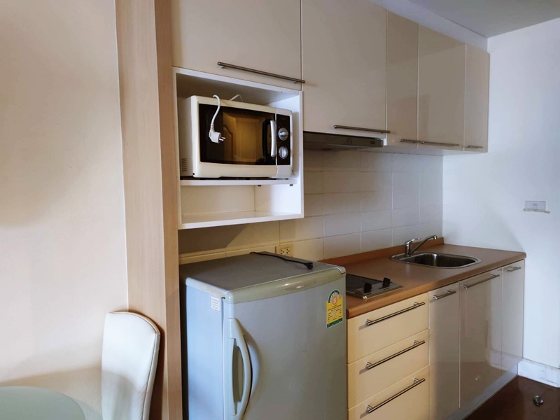 ขายคอนโด สีลมเทอเรส พื้นที่ 34 ตรม. สตูดิโอ ขาย 7 ล้านบาท