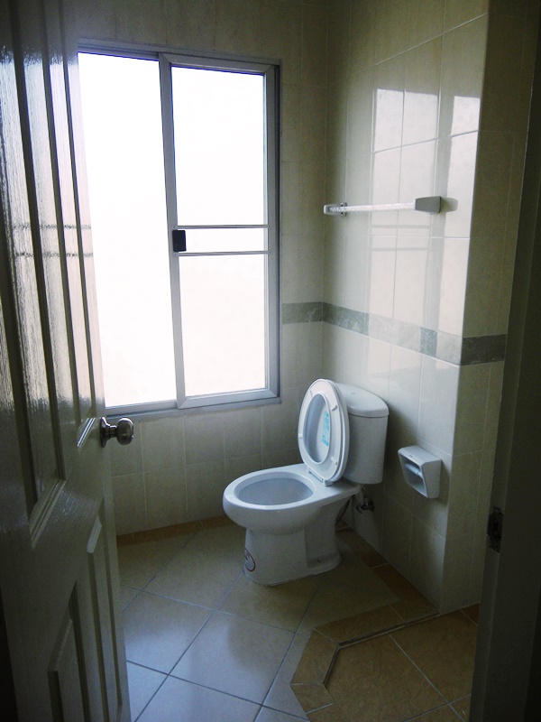 ให้เช่าโฮมออฟฟิศ 3 ชั้น ย่านสวนหลวง พื้นที่ 26 ตรว. เช่า 25,000 บ/ด ขาย 6.2 ล้านบาท