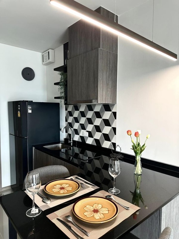 ให้เช่าคอนโด เดอะ เบส เพชรบุรี-ทองหล่อ พื้นที่ 33 ตร.ม. 1 ห้องนอน เช่า 19,000 บ/ด