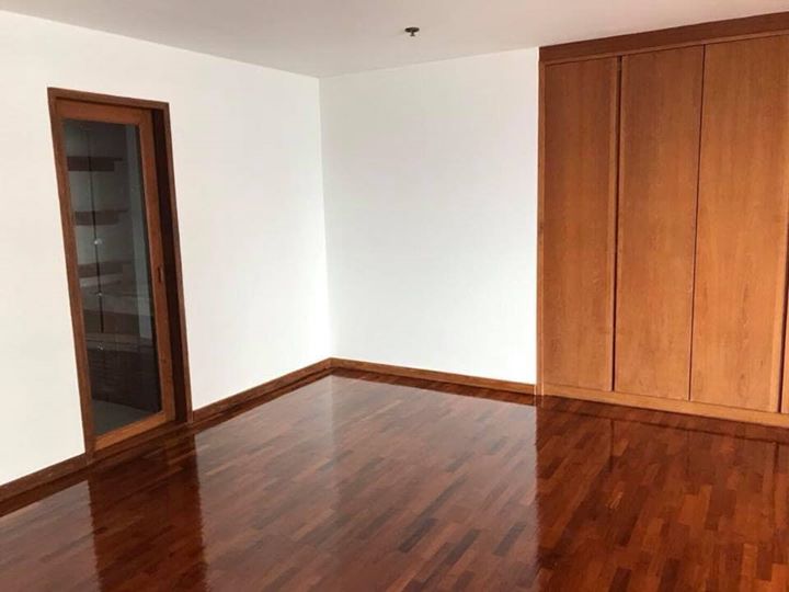 ขายคอนโดไอคอน 3 พื้นที่ 61.90 ตร.ม. สตูดิโอ ขาย 5.7 ล้านบาท