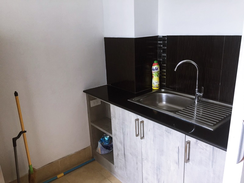 ขายคอนโด การ์เดนท์ อโศก-พระราม 9 พื้นที่ 26 ตร.ม. สตูดิโอ ขาย 2.15 ล้านบาท