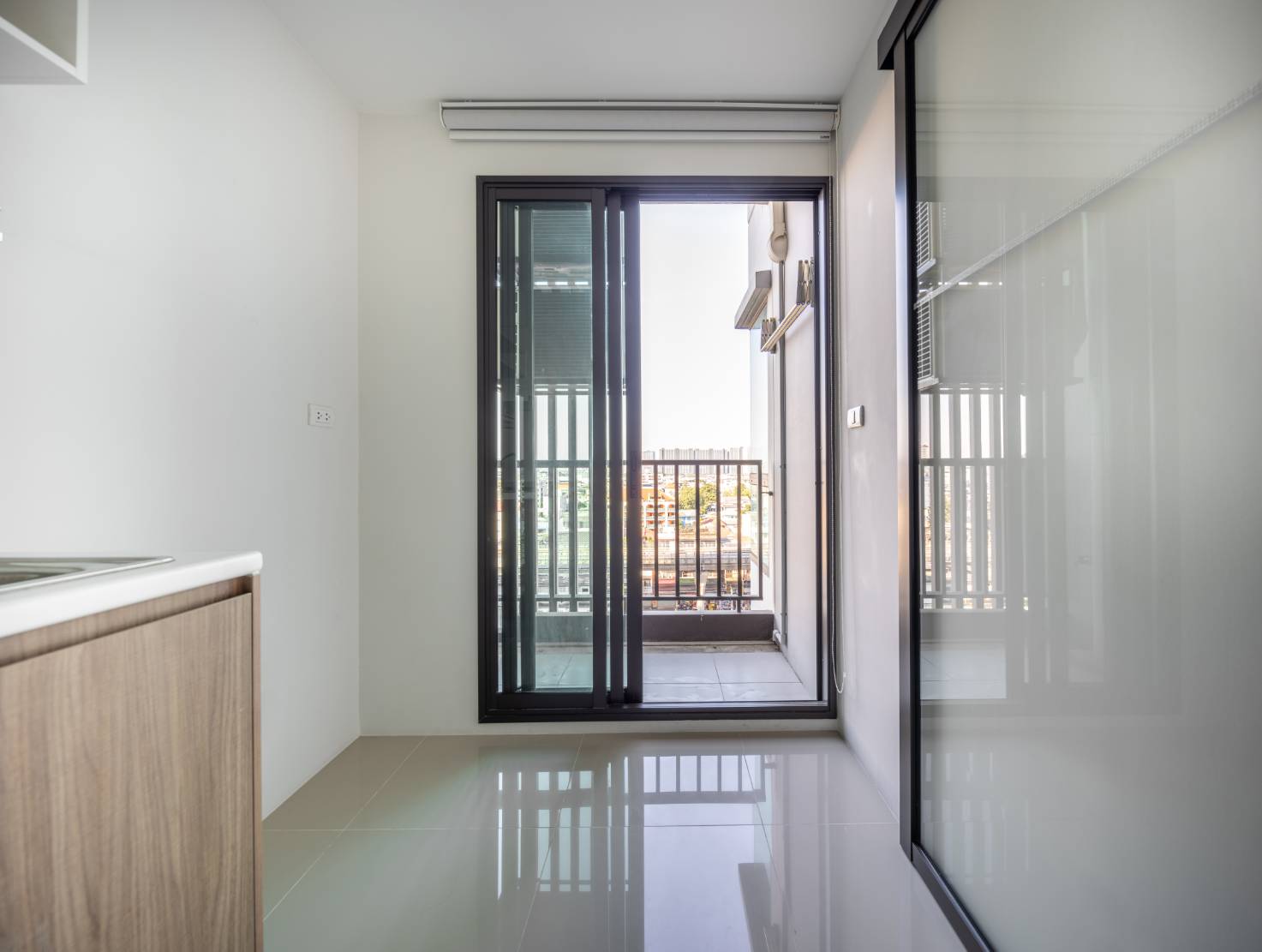 ขาย คอนโด เดอะ สเตจ เตาปูน อินเตอร์เชนจ์ พื้นที่ 35 ตร.ม. 1 ห้องนอน วิวสระ วิวแม่น้ำ