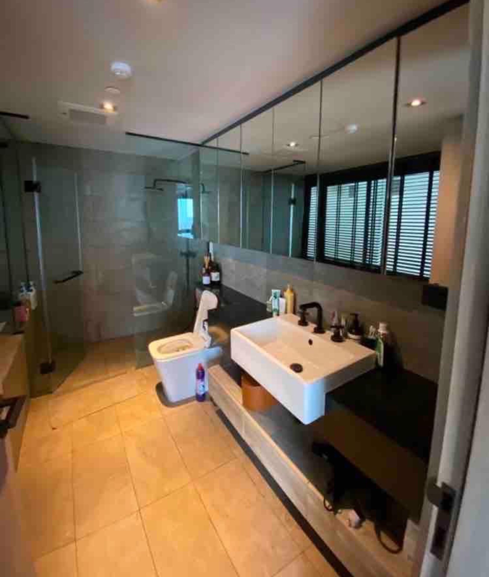 ให้เช่า เดอะ ลอฟท์ อโศก 145 ตรม. 3 ห้องนอน duplex ราคาเช่า 195,000 บาท/เดือน