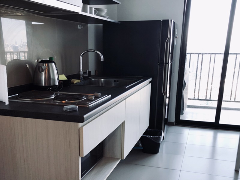 ให้เช่าคอนโด เดอะ เบส พาร์ค เวสต์ พื้นที่ 30 ตร.ม. 1 ห้องนอน เช่า 15,000 บ/ด