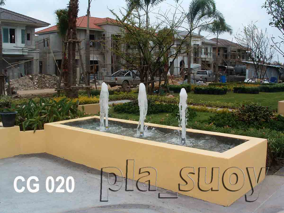 บ่อน้ำพุกลางโครงการ CASA GRAND เป็นบ้านหรูมีระดับ สไตล์ยุโรป