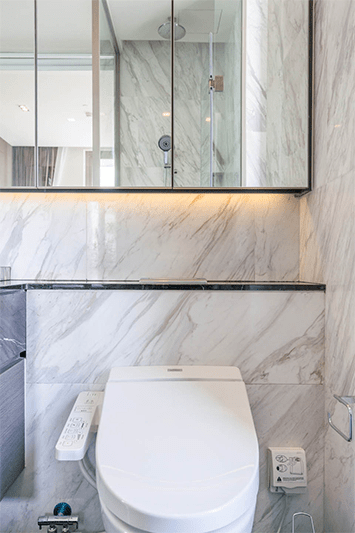 ขายคอนโด ศาลาแดง วัน พื้นที่ 56.74 ตรม. 1 ห้องนอน ขาย 24 ล้านบาท