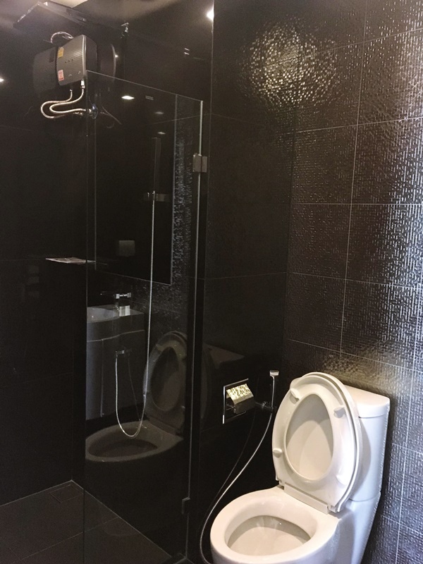 ให้เช่าคอนโด ริทึ่ม สุขุมวิท 36-38 พื้นที่ 33 ตร.ม. 1 ห้องนอน ให้เช่า 18,000 บ/ด