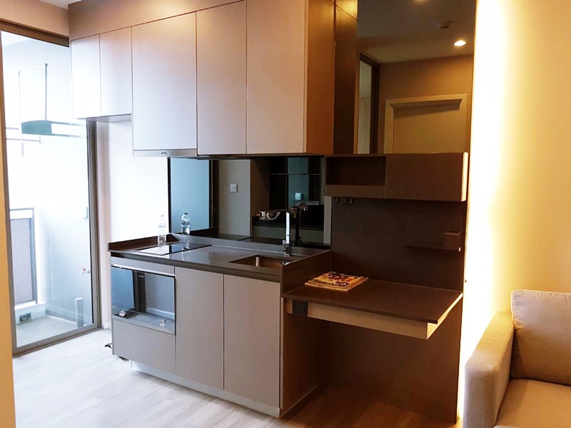 คอนโดให้เช่า เดอะ รูม สุขุมวิท 69 พื้นที่ 34 ตร.ม. 1 ห้องนอน ให้เช่า 28,800 บ/ด